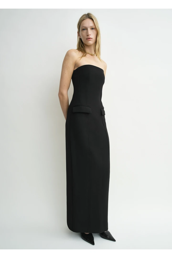 TOTEME 스트랩리스 포켓 드레스 블랙의 블랙컬러 0번쨰 이미지입니다.