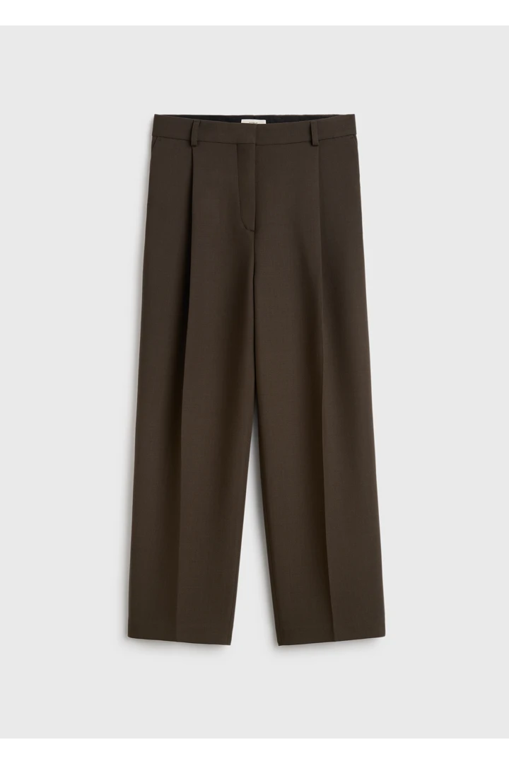 플리티드 스트레이트 트라우저 바크