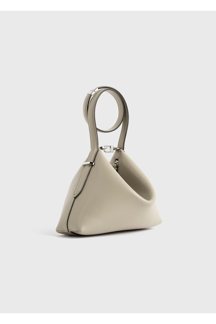 TOTEME 베벨 레더 리스틀릿 백 폰의 폰컬러 7번쨰 이미지입니다.