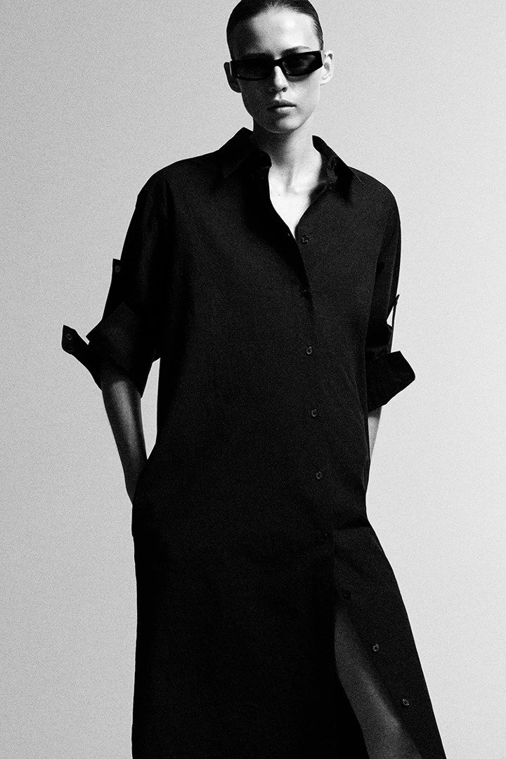 COS default image 0 of 네이비 in 커브드 슬리브 코튼 미디 셔츠 드레스