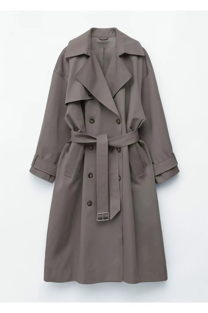 앤아더스토리즈 더블 브레스티드 트렌치 코트의 베이지컬러 Product입니다.