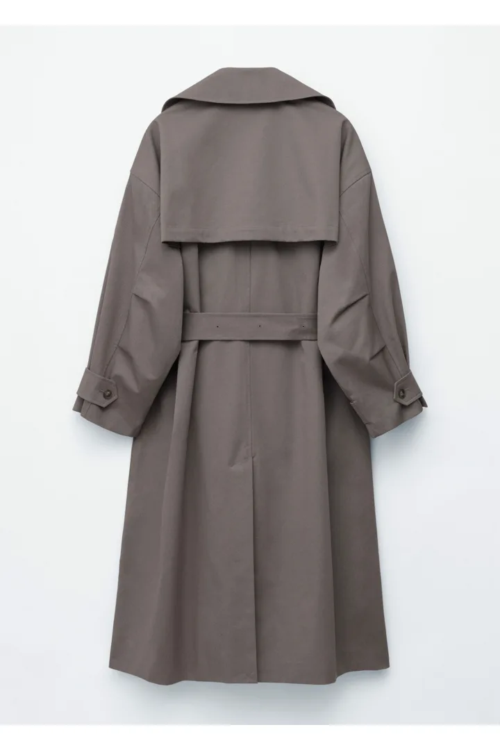 앤아더스토리즈 더블 브레스티드 트렌치 코트의 베이지컬러 Product입니다.