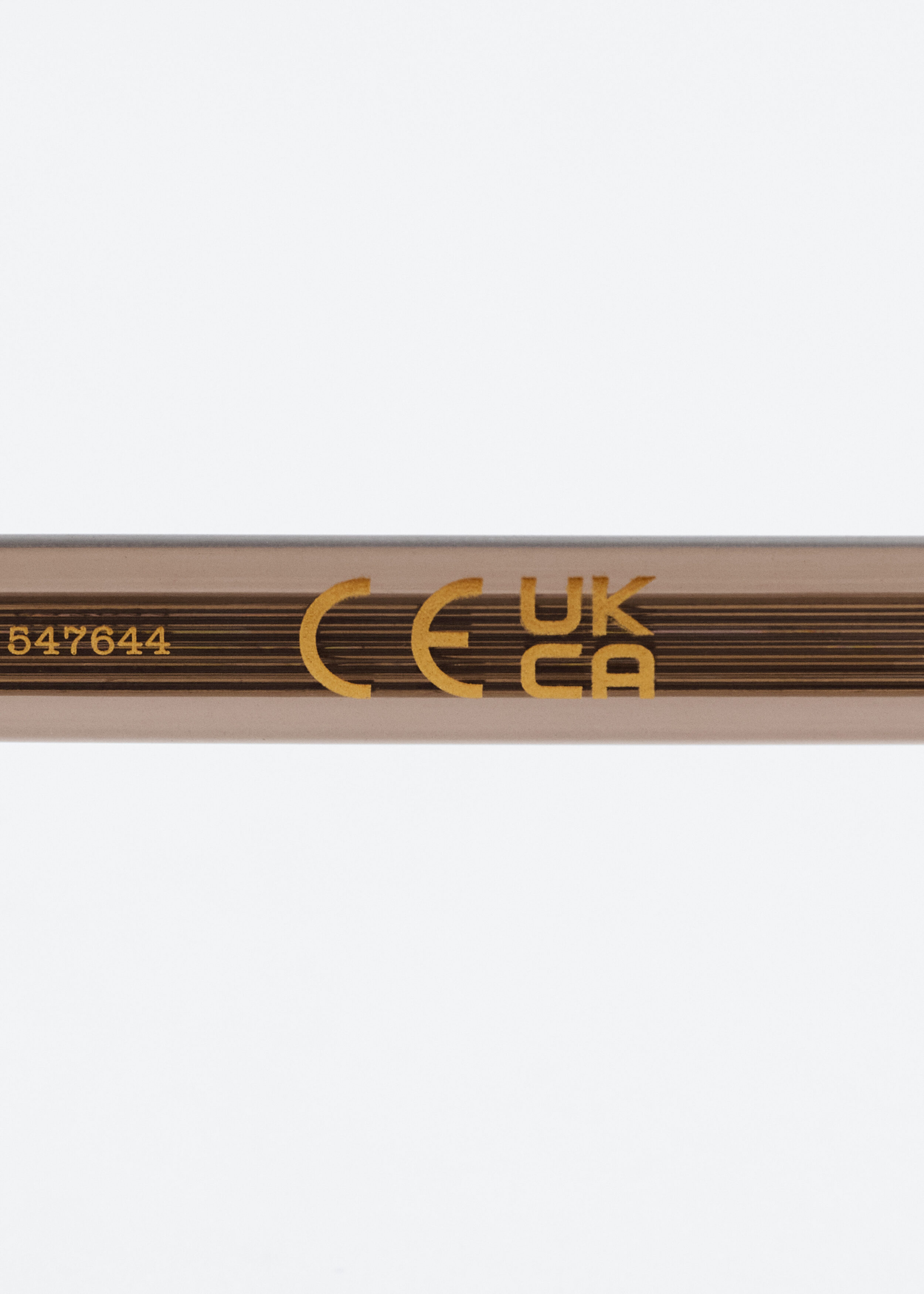 앤아더스토리즈 내로우 렉탱글 선글라스의 스톤컬러 Detail입니다.