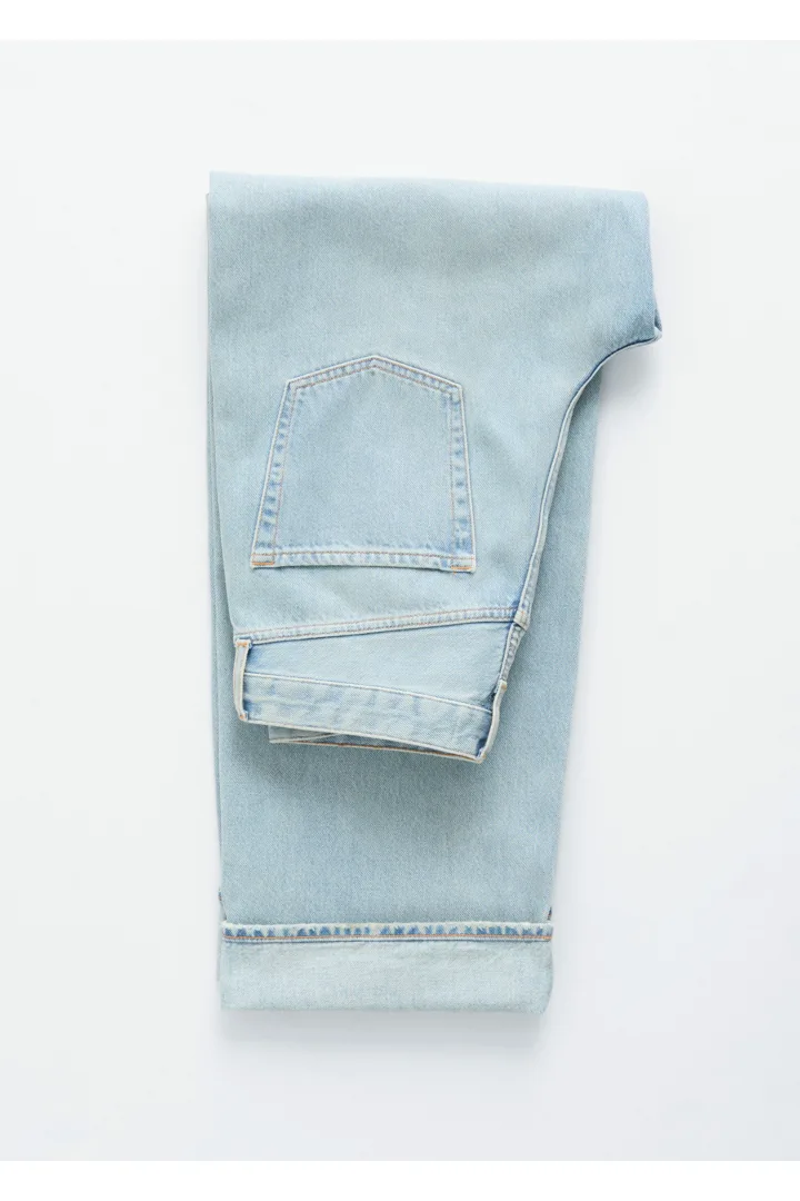 앤아더스토리즈 배럴 레그 진의 블루컬러 Product입니다.