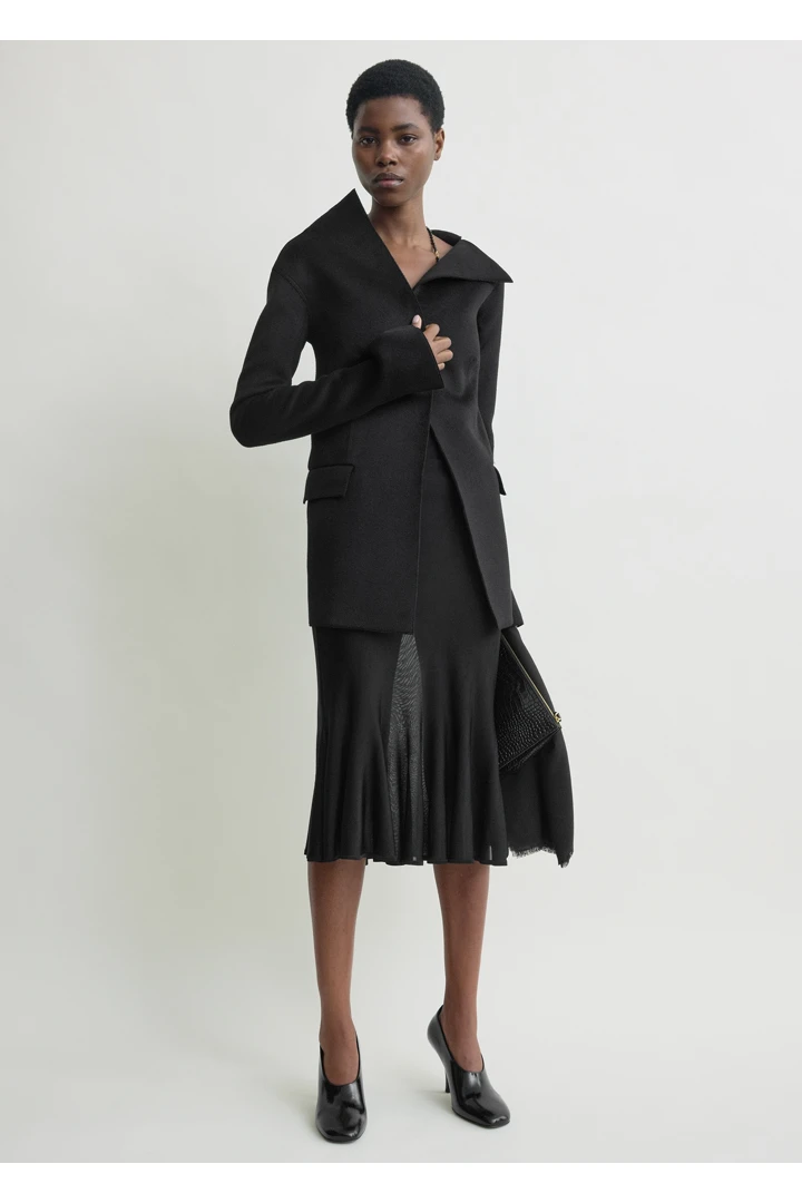 TOTEME default image 6 of 블랙 in 오픈 칼라 울 재킷 블랙