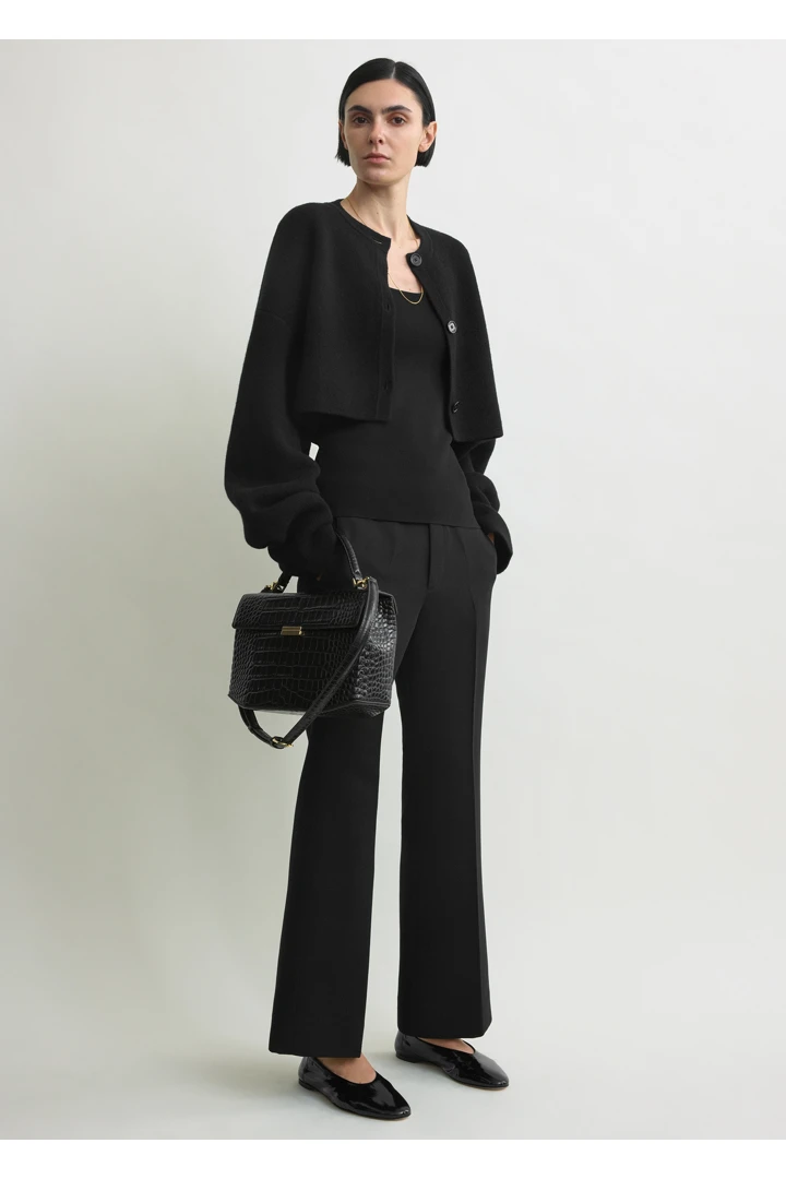 TOTEME default image 5 of 블랙 in 크롭 오버사이즈 가디건 블랙