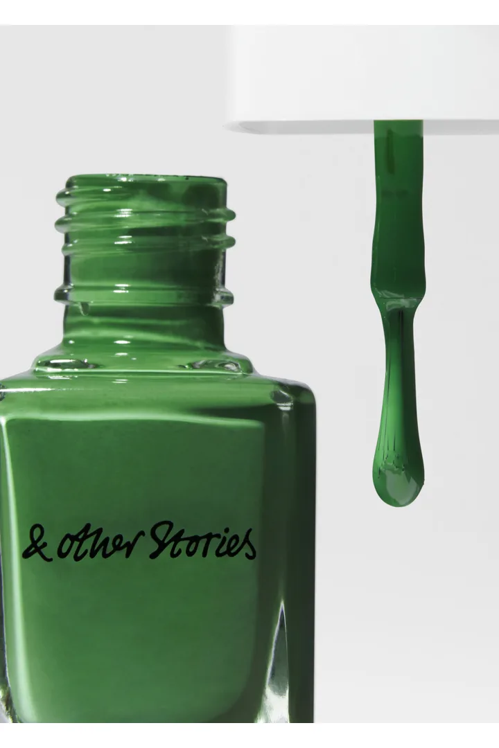 앤아더스토리즈 네일 컬러의 팜 리브스컬러 Detail입니다.