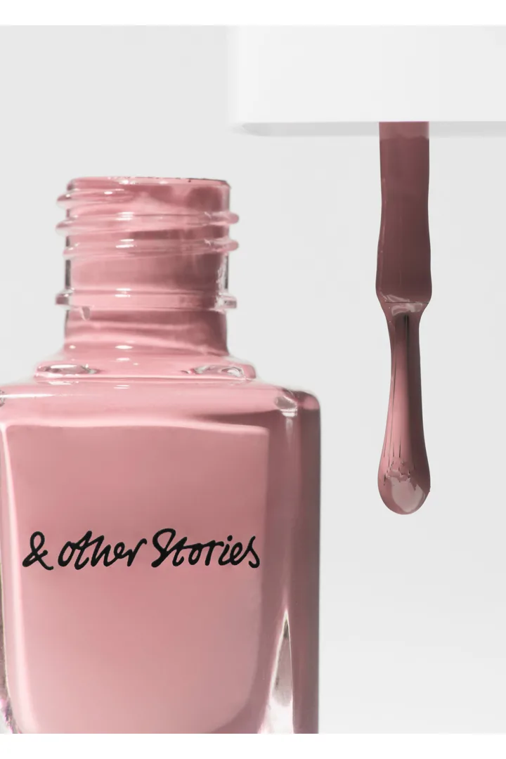 앤아더스토리즈 네일 컬러의 레이트 블루머컬러 Detail입니다.