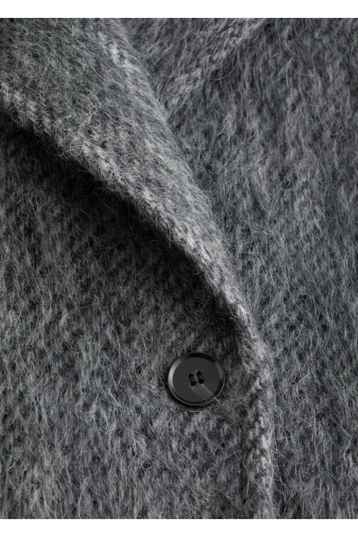 앤아더스토리즈 브러쉬드 울 블렌드 코트의 다크 그레이 멜란지컬러 Detail입니다.