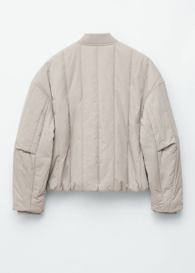 앤아더스토리즈 오버사이즈 봄버 자켓의 라이트 그레이지컬러 Product입니다.