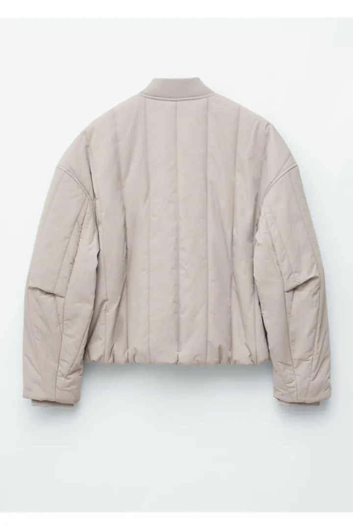 앤아더스토리즈 오버사이즈 봄버 자켓의 라이트 그레이지컬러 Product입니다.