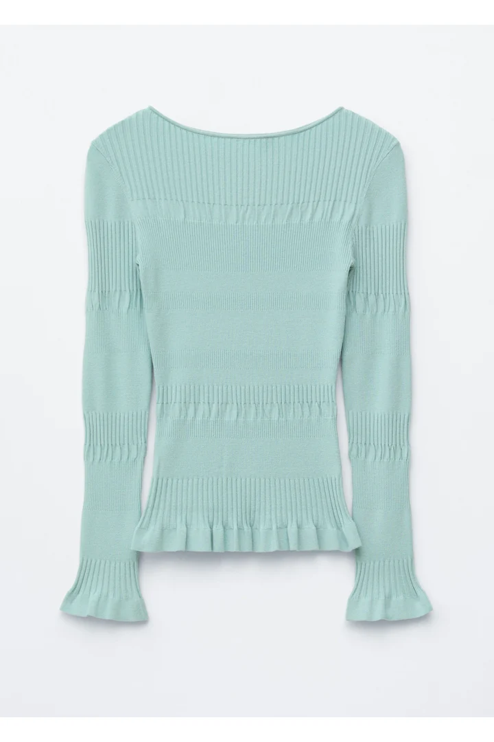 앤아더스토리즈 롱 슬리브 립 탑의 터쿼이즈컬러 Product입니다.