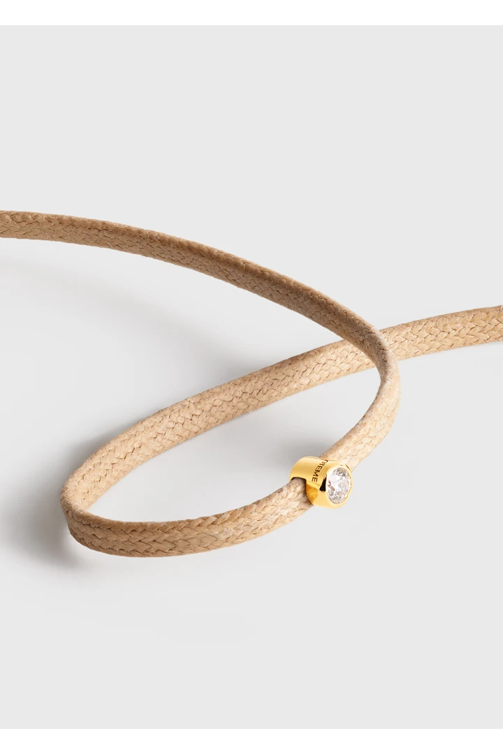 TOTEME 미니 다이아몬드 브레이슬릿 베이지/골드의 베이지/골드컬러 4번쨰 이미지입니다.