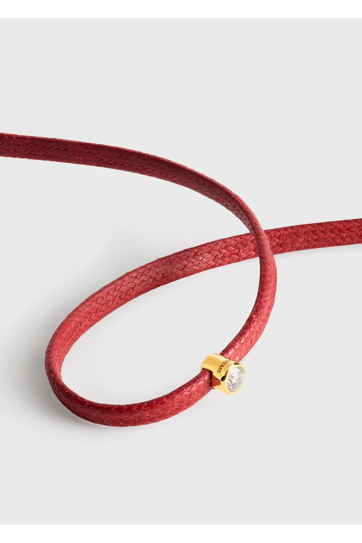 TOTEME 미니 다이아몬드 브레이슬릿 레드/골드의 레드/골드컬러 4번쨰 이미지입니다.