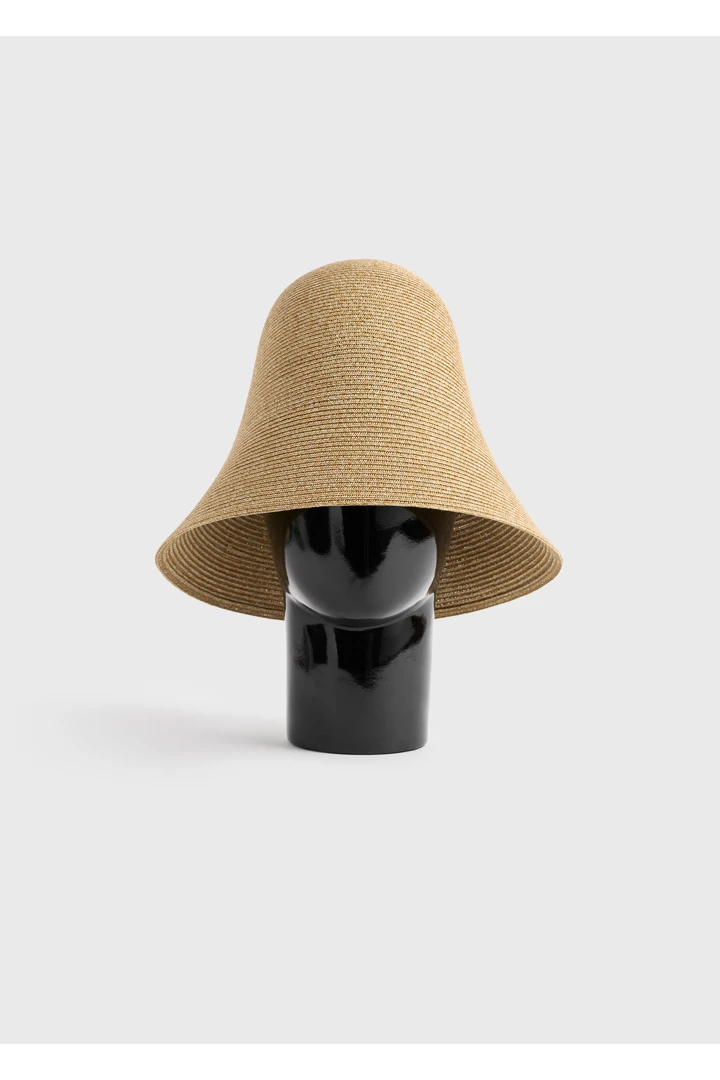 TOTEME 페이퍼 선 햇 허니의 허니컬러 3번쨰 이미지입니다.