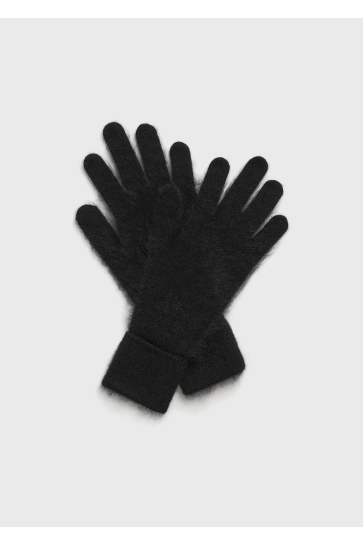 TOTEME 브러시드 캐시미어 글러브스 블랙의 블랙컬러 3번쨰 이미지입니다.