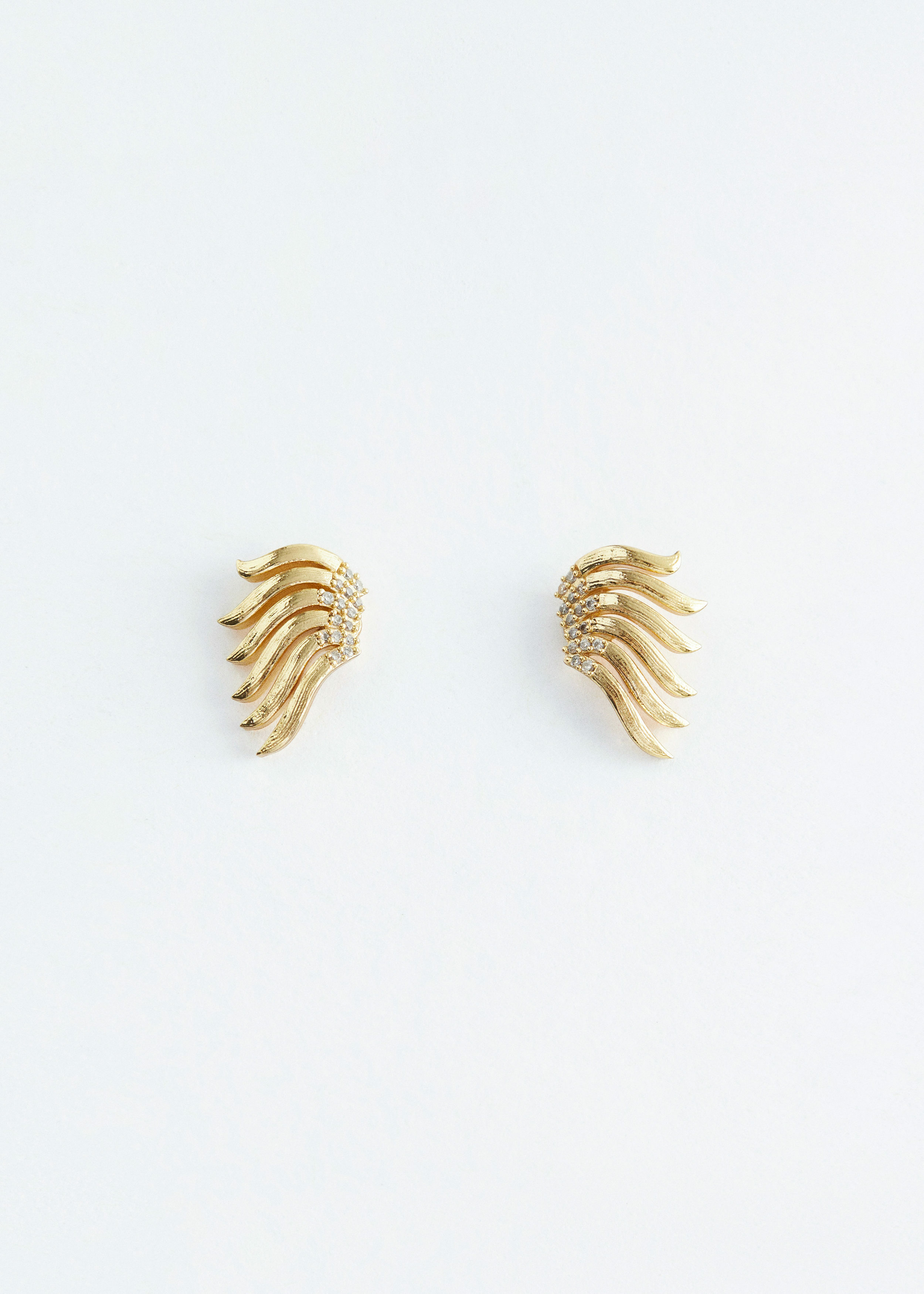 앤아더스토리즈 멀티 와이어 크리스탈 이어링의 골드컬러 Product입니다.