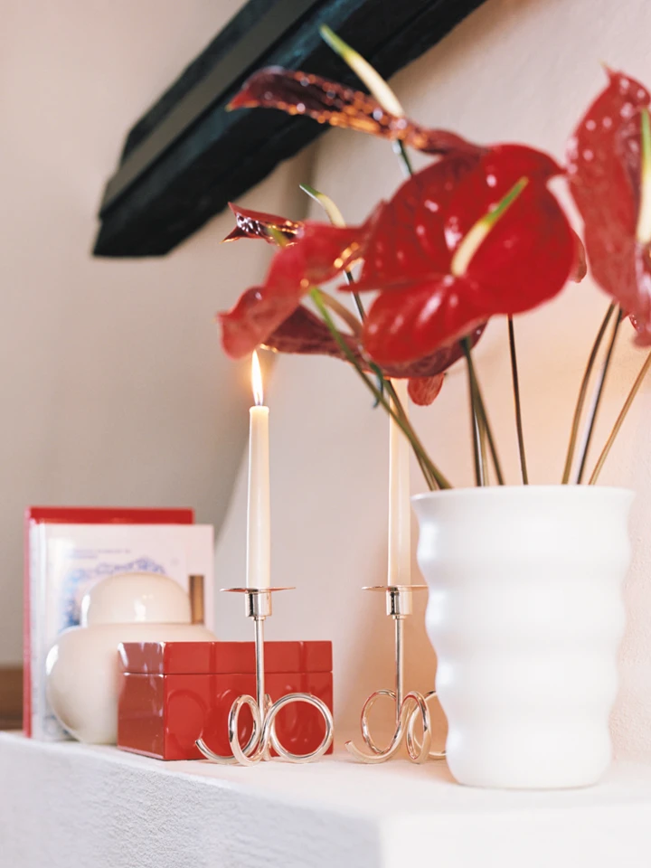 ARKET default image 10 of White in 스톤웨어 베이스 22cm