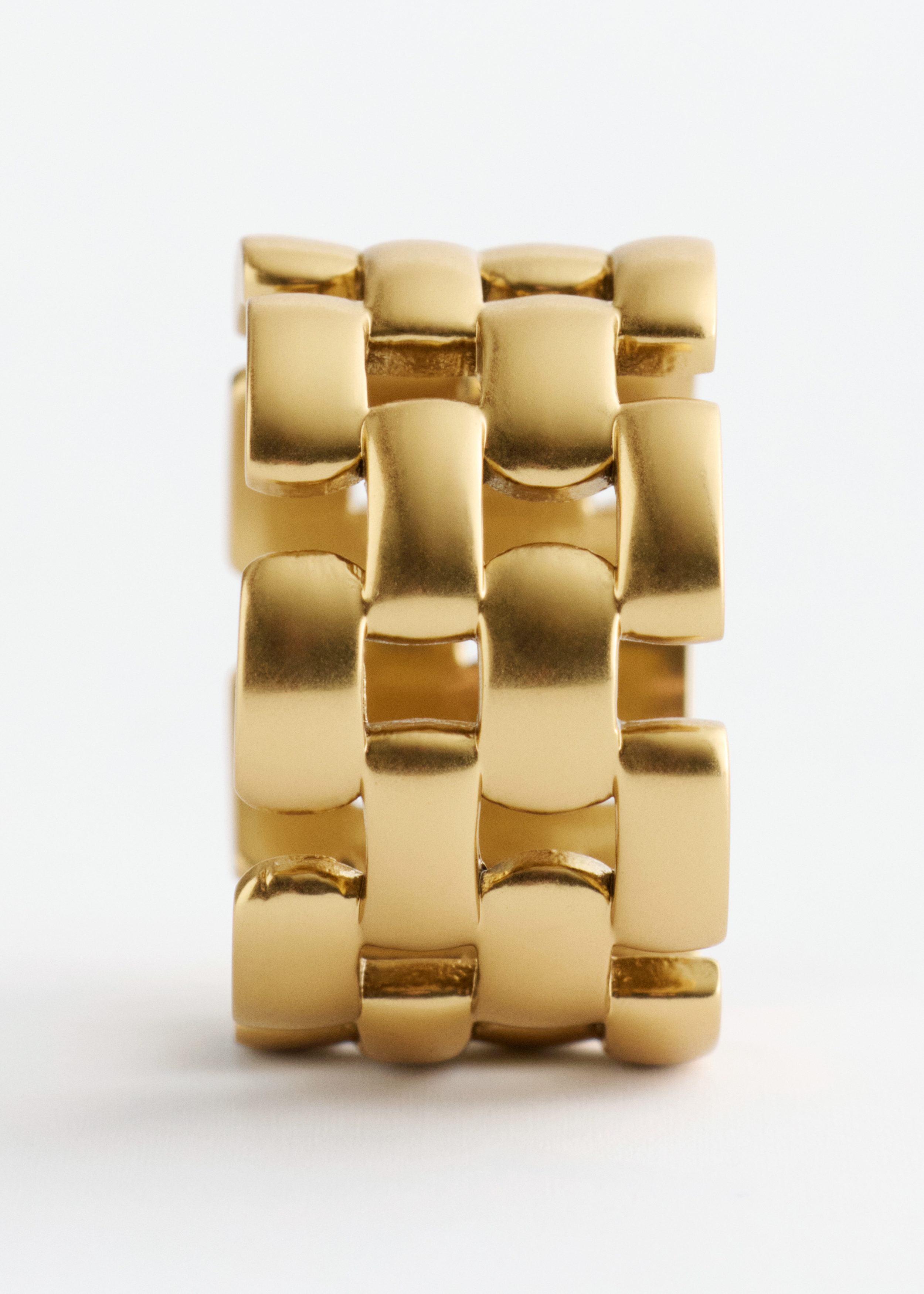 앤아더스토리즈 청키 체인 링의 골드컬러 Product입니다.