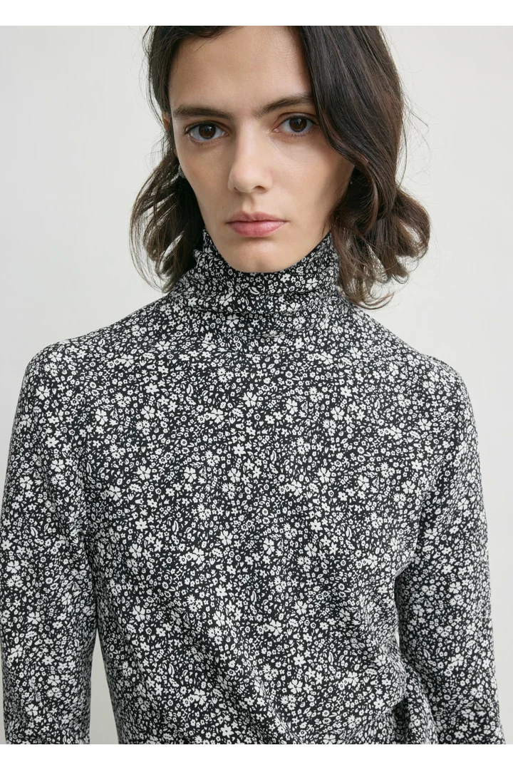 TOTEME 플로럴 트위스트 드레스 블랙/화이트의 블랙/화이트컬러 3번쨰 이미지입니다.