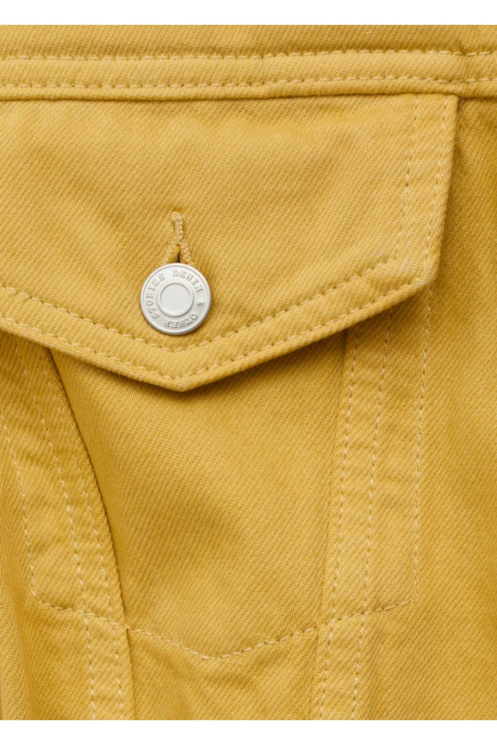 앤아더스토리즈 피티드 데님 베스트의 옐로우컬러 Detail입니다.